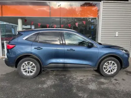 Photo 20 Ford Kuga 2.5 Duratec 190ch FHEV E85 Titanium BVA