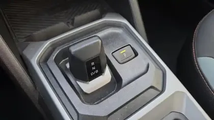 Photo 17 Dacia Duster Hybrid 140 Extreme 5p