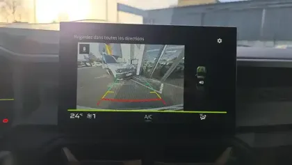 Photo 16 Dacia Duster Hybrid 140 Extreme 5p