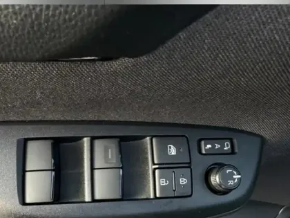 Photo 44 Toyota Yaris Hybride 130h GR SPORT HATCHBACK 5P