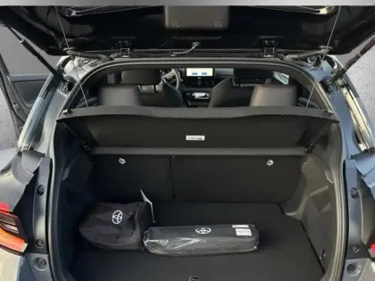 Photo 36 Toyota Yaris Hybride 130h GR SPORT HATCHBACK 5P