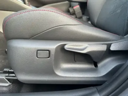 Photo 19 Toyota Yaris Hybride 130h GR SPORT HATCHBACK 5P