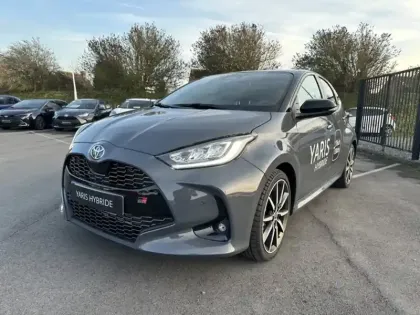 Photo Toyota Yaris Hybride 130h Gr Sport Hatchback 5p