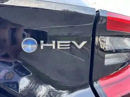 Photo 12 Toyota Yaris Hybride 130h GR SPORT HATCHBACK 5P