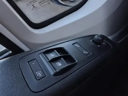 Photo 19 Peugeot Boxer II BlueHDi 140 S&S ASPHALT 333 L2H2