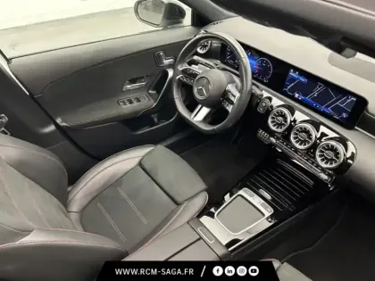 Photo 27 Mercedes Classe A 200 d AMG Line