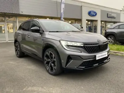 Photo 11 Renault Austral 1.2 E-Tech full hybrid 200ch Iconic esprit Alpine- 24