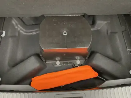 Photo 26 Renault Austral 1.2 E-Tech full hybrid 200ch Iconic esprit Alpine- 24