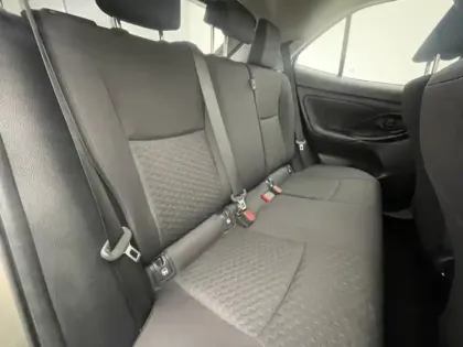 Photo 23 Toyota Yaris Hybride 1.5 116H DYNAMIC