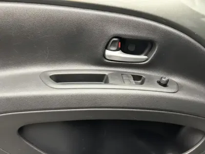 Photo 13 Toyota Aygo Gén. I Ph1 Collection 5