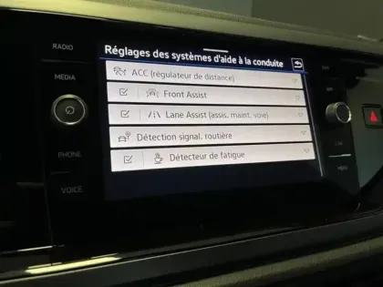 Photo 13 Volkswagen Taigo  1.5 TSI 150ch R-Line DSG7