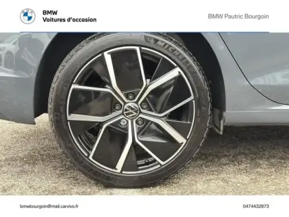 Photo 7 Volkswagen Golf  1.5 eHybrid 204ch Edition 50 DSG6