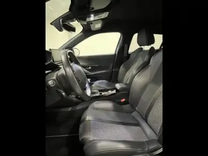 Photo 11 Peugeot 2008  1.2 PureTech 130ch S&S GT