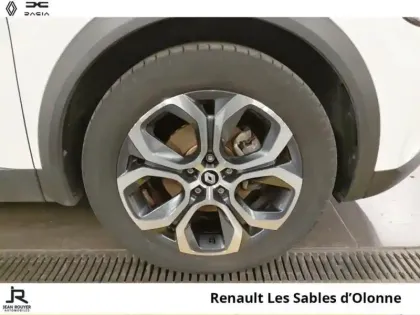 Photo 7 Renault Captur  1.6 E-Tech hybride 145ch Techno