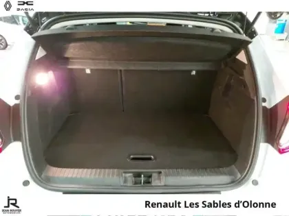 Photo 6 Renault Captur  1.6 E-Tech hybride 145ch Techno