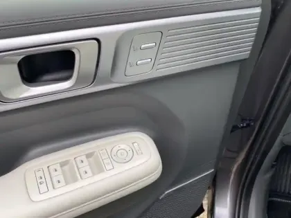 Photo 13 Hyundai Santa Fe  1.6 T-GDI 253ch PHEV Executive HTRAC