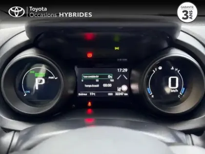 Photo 13 Toyota Yaris  Cross 116h Dynamic MY22