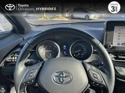 Photo 12 Toyota C-HR  1.8 Hybride 122ch Design Ultimate E-CVT