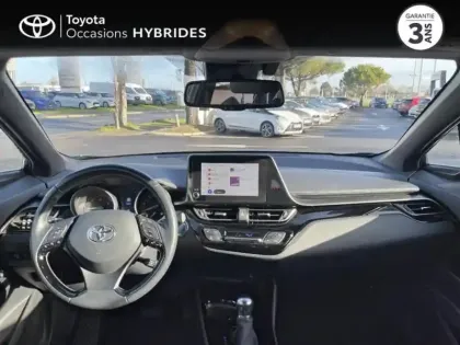 Photo 7 Toyota C-HR  1.8 Hybride 122ch Design Ultimate E-CVT