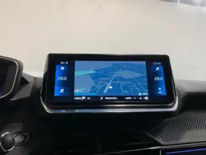 Photo 12 Peugeot 2008  1.2 PureTech 130ch S&S GT