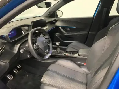 Photo 9 Peugeot 2008  1.2 PureTech 130ch S&S GT