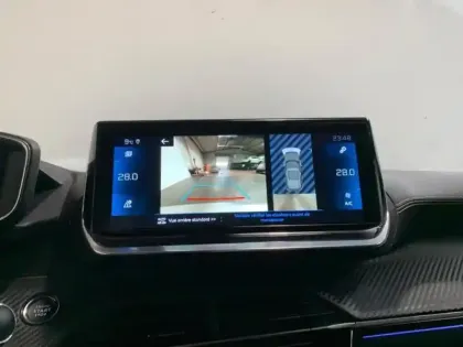 Photo 11 Peugeot 2008  1.2 PureTech 130ch S&S GT