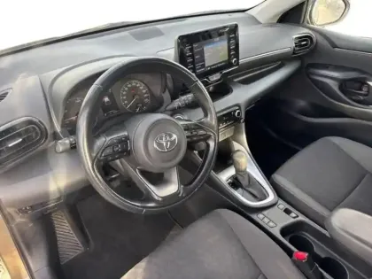 Photo 14 Toyota Yaris  116h France 5p