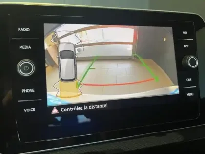 Photo 13 Volkswagen T-cross  1.0 TSI 116ch R-Line Edition DSG7