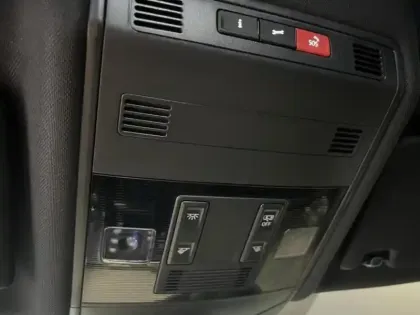 Photo 14 Volkswagen T-cross  1.0 TSI 116ch R-Line Edition DSG7