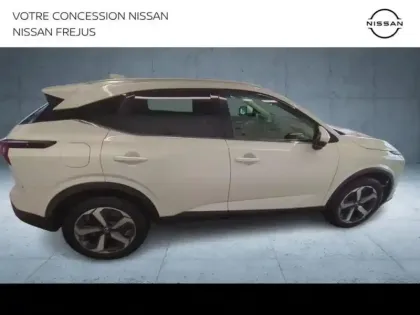 Photo 5 Nissan Qashqai  1.3 Mild Hybrid 140ch N-Connecta 2022