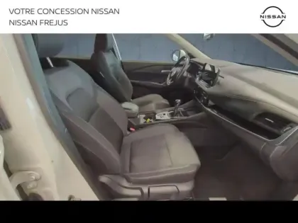 Photo 6 Nissan Qashqai  1.3 Mild Hybrid 140ch N-Connecta 2022