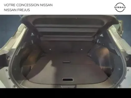 Photo 10 Nissan Qashqai  1.3 Mild Hybrid 140ch N-Connecta 2022