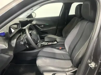 Photo 8 Peugeot 2008  1.2 PureTech 130ch S&S Allure Pack EAT8