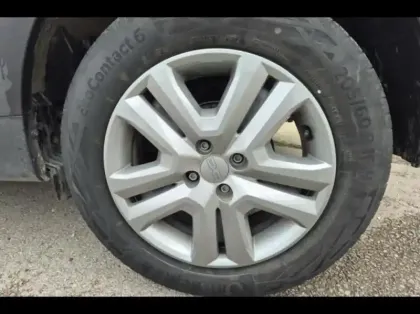 Photo 12 Dacia Sandero  1.0 TCe 90ch Stepway Expression