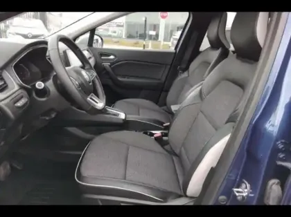 Photo 13 Renault Captur  1.6 E-Tech hybride 145ch Intens -21