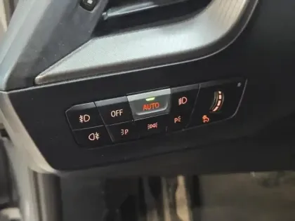 Photo 14 BMW Serie 1 Série 1 118iA 136ch M Sport DKG7