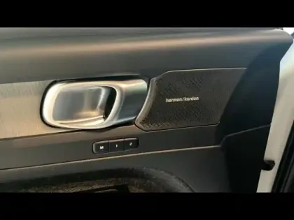 Photo 10 Volvo Xc40  B3 163ch Lounge Edition DCT 7