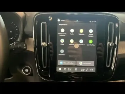 Photo 12 Volvo Xc40  B3 163ch Lounge Edition DCT 7