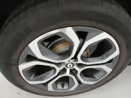 Photo 9 Renault Captur  1.3 TCe 140ch Intens EDC