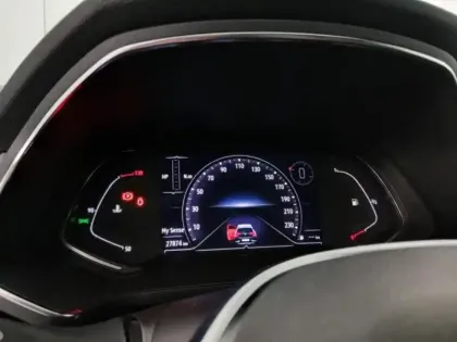 Photo 13 Renault Captur  1.3 TCe 140ch Intens EDC