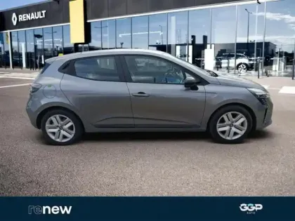 Photo 6 Renault Clio  1.6 E-Tech 145ch full hybrid Evolution - 25