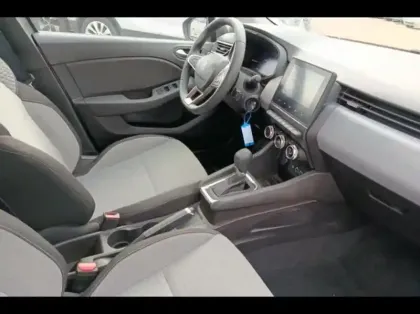 Photo 14 Renault Clio  1.6 E-Tech 145ch full hybrid Evolution - 25