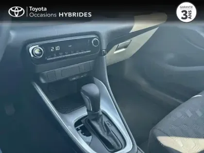 Photo 5 Toyota Yaris  116h Dynamic 5p MC24