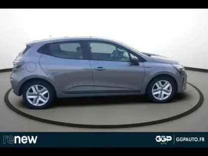 Photo 6 Renault Clio  1.6 E-Tech 145ch full hybrid Evolution - 25