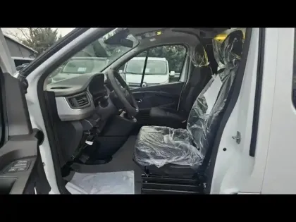 Photo 8 Renault Trafic  SpaceNomad VAN HANROAD TREK 5+ 2.0 Blue dCi 130ch