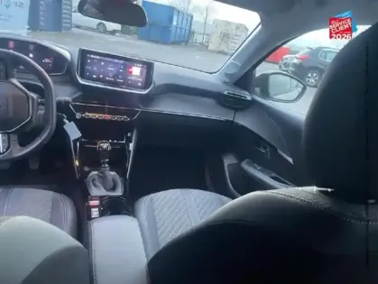 Photo 14 Peugeot 208  1.2 PureTech 100ch S&S Allure