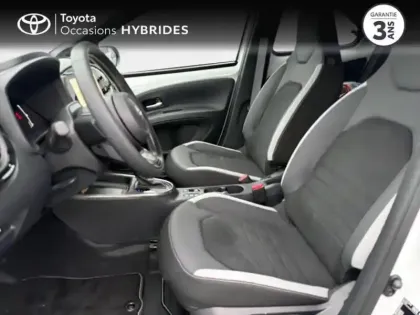 Photo 10 Toyota Aygo  X 116h GR Sport