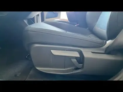 Photo 14 Volvo Ex30  Single Extended Range 272ch Plus