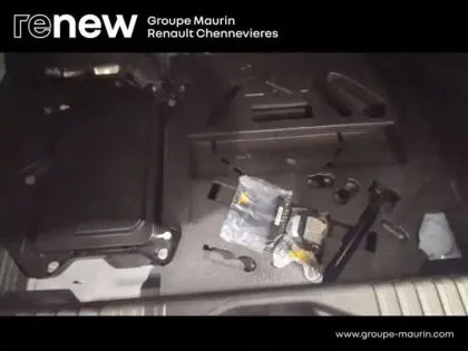 Photo 12 Renault Clio  1.6 E-Tech hybride 145ch Techno