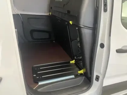 Photo 8 Peugeot Partner  M 800kg Electrique 136ch Batterie 54 kWh Pack Premium Connect